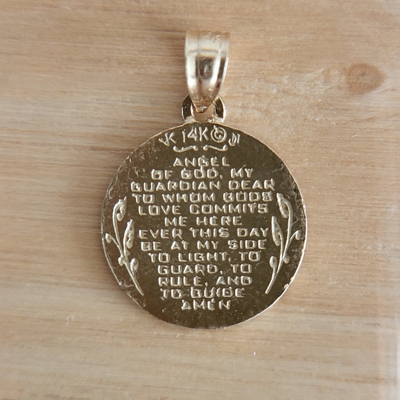 14K Yellow Gold Angel Pendant With Prayer Engraved - Picture 2 of 5